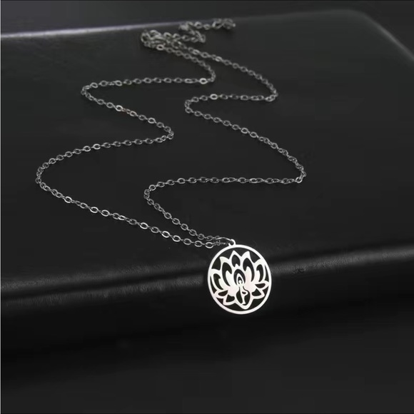 Stainless steel yoga lotus Necklace - Picture 3 of 5